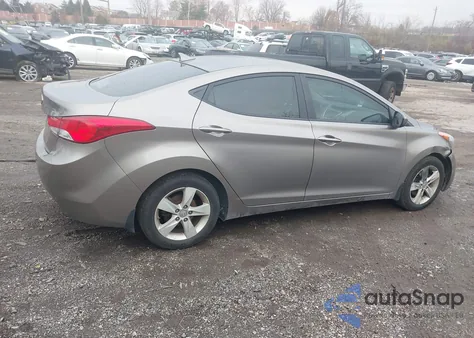2013 Hyundai Elantra Gls/Limited from USA, damaged, VIN 5NPDH4AE6DH156886